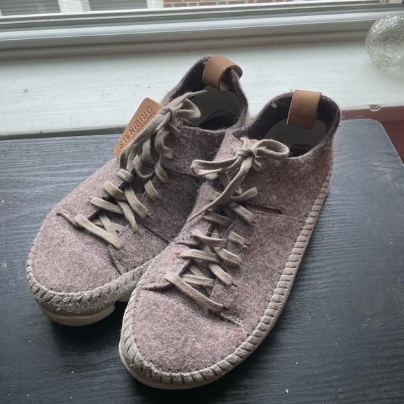 Clarks originals boots and shoes - Picture 4 of 7